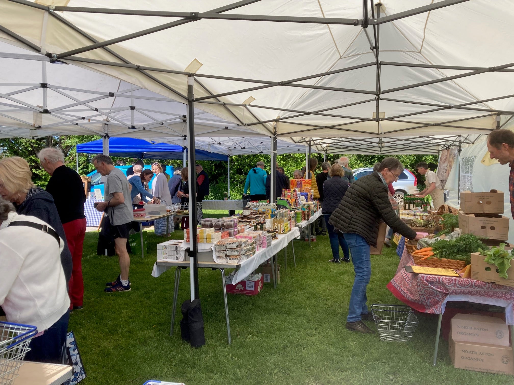 Kirtlington community shop & café farmers market November 2023